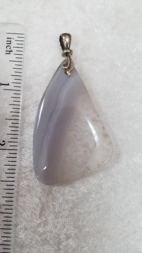 BOTSWANA AGATE PENDANT WITH SWIVEL CLASP